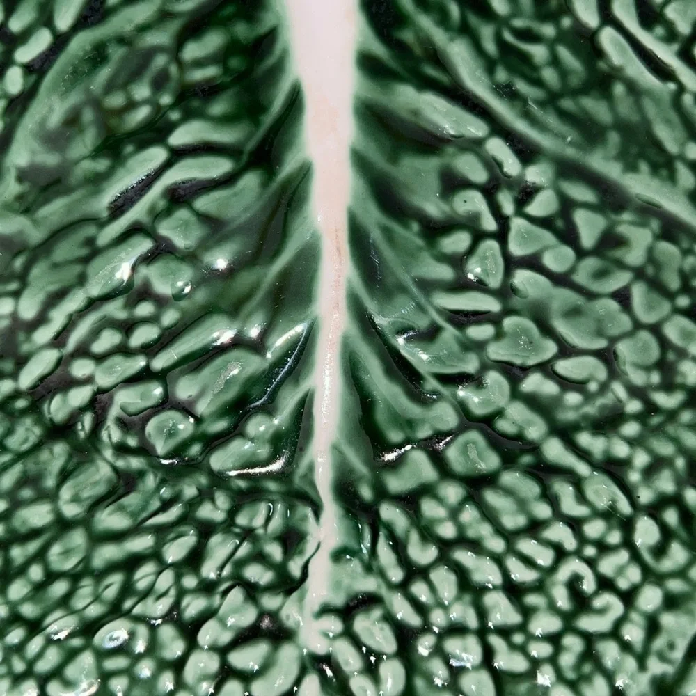 Secla green cabbage leaf dish - Picture 3 of 9